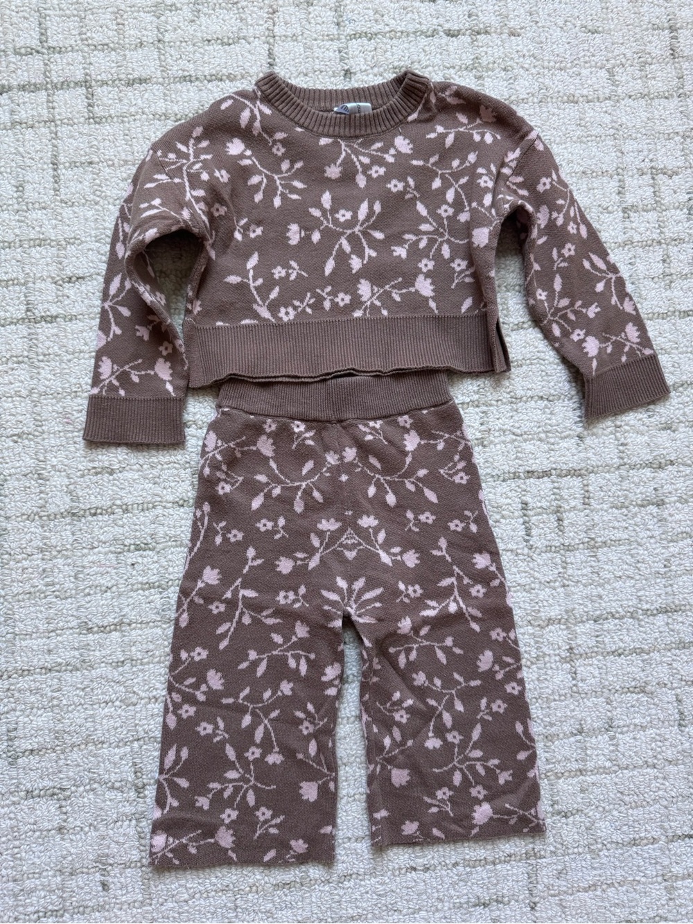 Cozy Floral Knit Kids Set - Brown and Pink